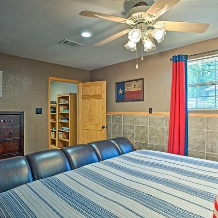 Lake Texoma Cabin - 1 Mi To Park And Boat Ramp! Willow Spring المظهر الخارجي الصورة